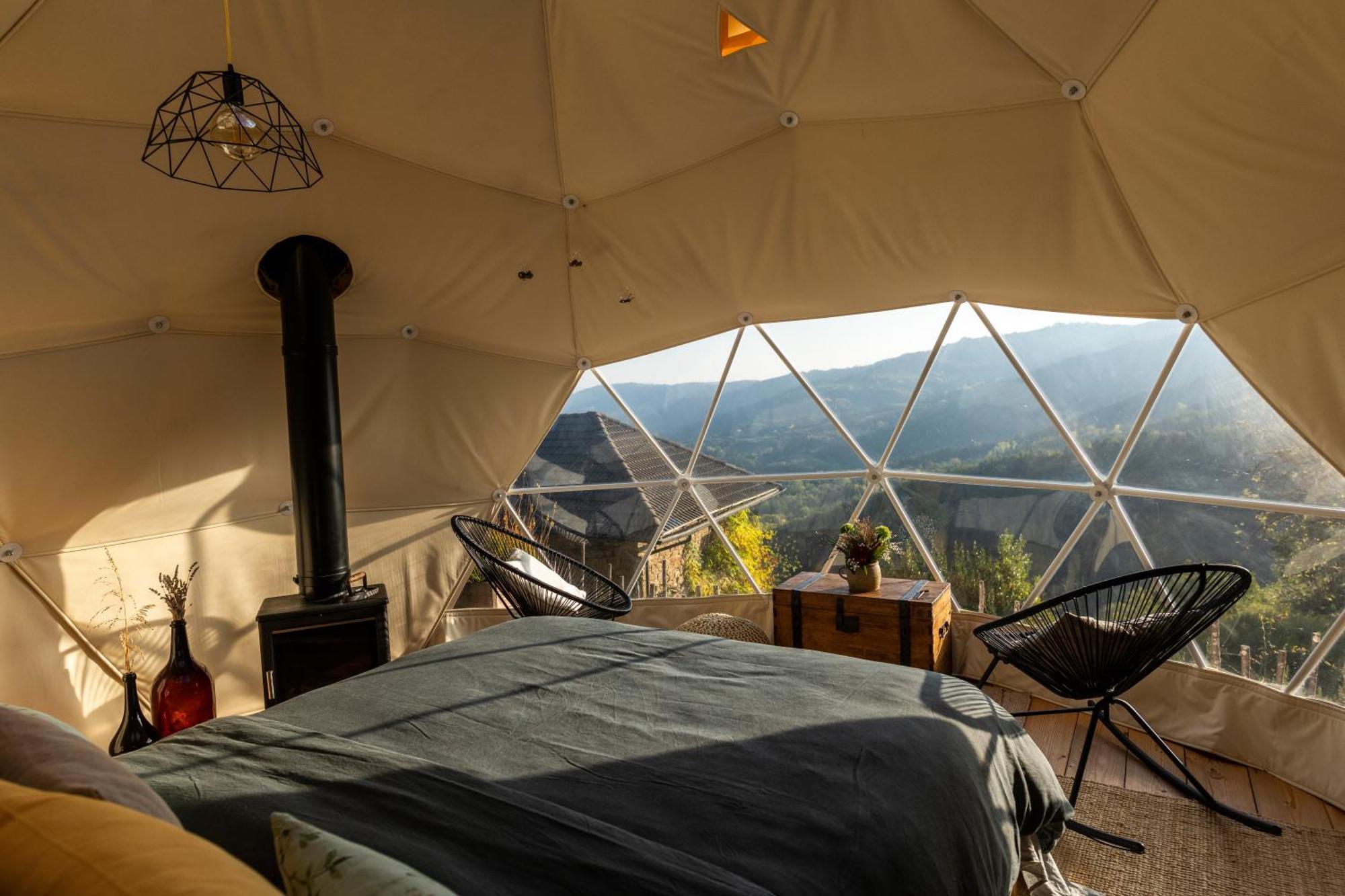 Gaia's Spheres Luxe tent *